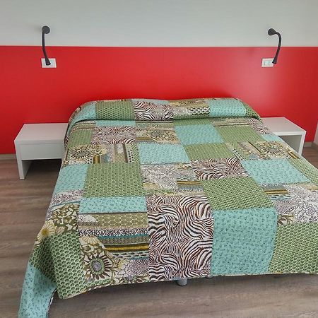 Apartamento Residenza Edda Lignano Sabbiadoro Exterior foto