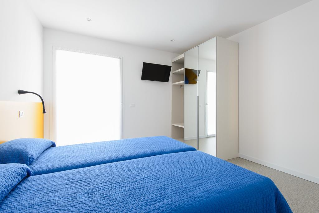 Apartamento Residenza Edda Lignano Sabbiadoro Habitación foto