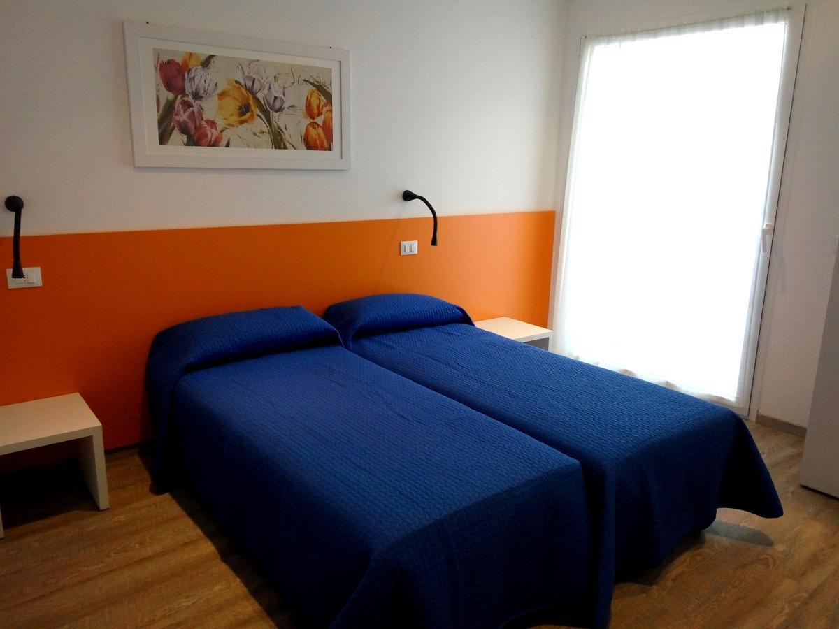 Apartamento Residenza Edda Lignano Sabbiadoro Exterior foto