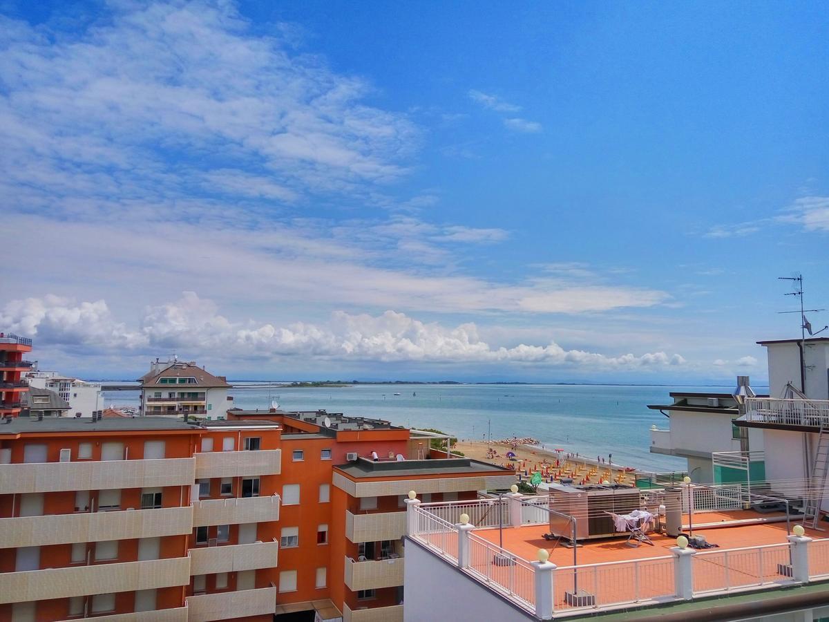 Apartamento Residenza Edda Lignano Sabbiadoro Exterior foto