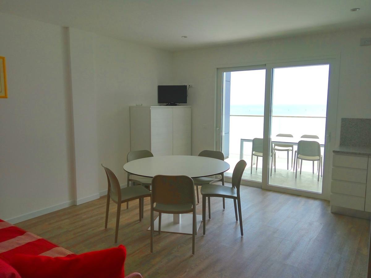 Apartamento Residenza Edda Lignano Sabbiadoro Exterior foto